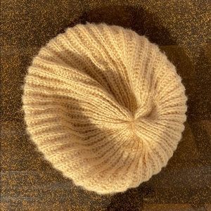 Beanie. Excellent condition